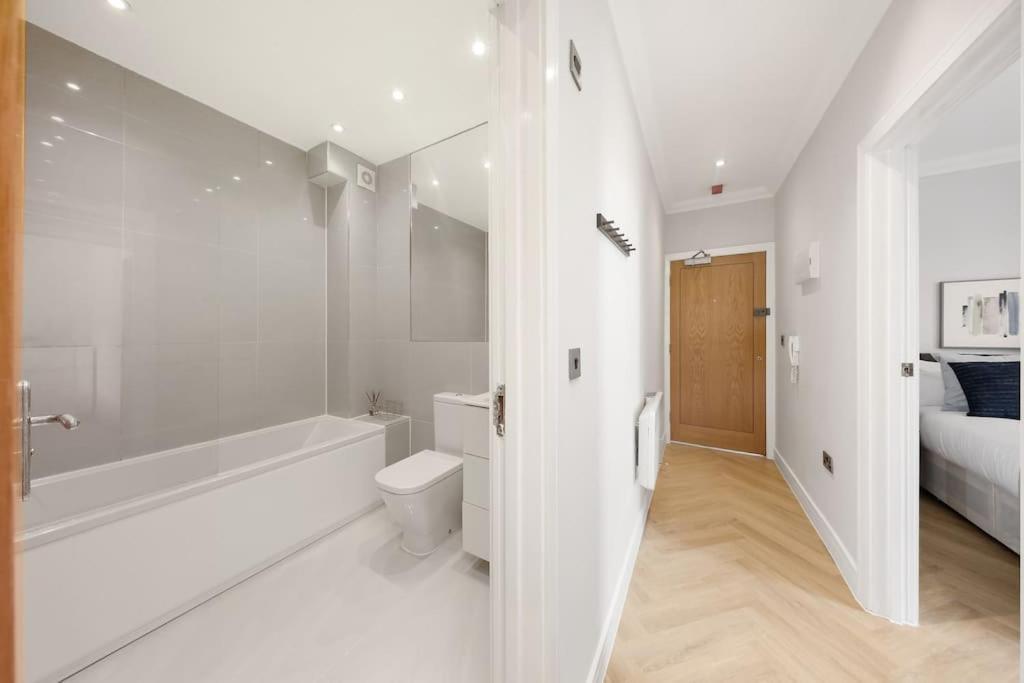Pleasing 2Bed Flat 10Min To Wimbledon Tennis Court Londra Dış mekan fotoğraf
