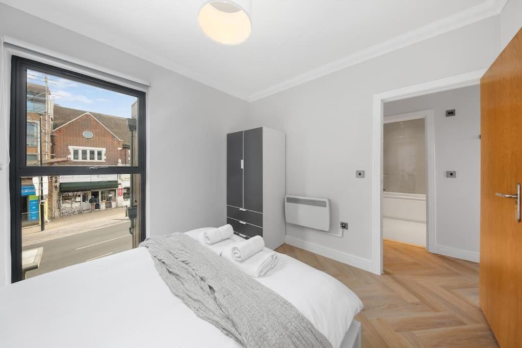 Pleasing 2Bed Flat 10Min To Wimbledon Tennis Court Londra Dış mekan fotoğraf