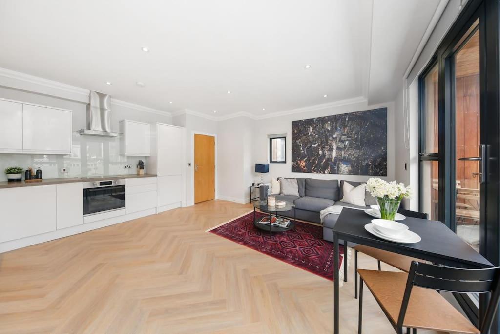 Pleasing 2Bed Flat 10Min To Wimbledon Tennis Court Londra Dış mekan fotoğraf